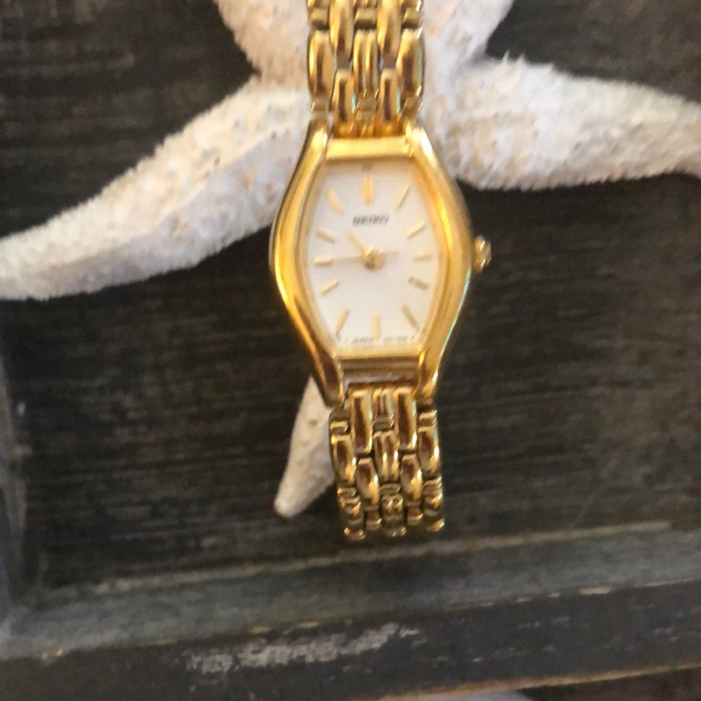 Ladies Seiko Watch